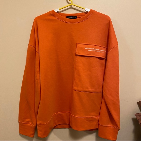 Vintage OS Orange Sweatshirt - Picture 2 of 6